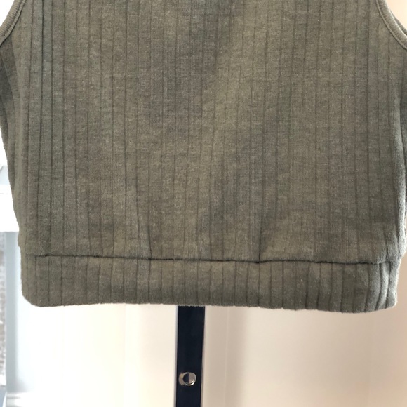 Forever 21 Sz S Adorable Olive Rib Knit Crop Top - Picture 6 of 9